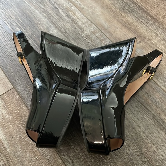 Stuart Weitzman Jean Black Patent Wedge 7.5 - Picture 6 of 10